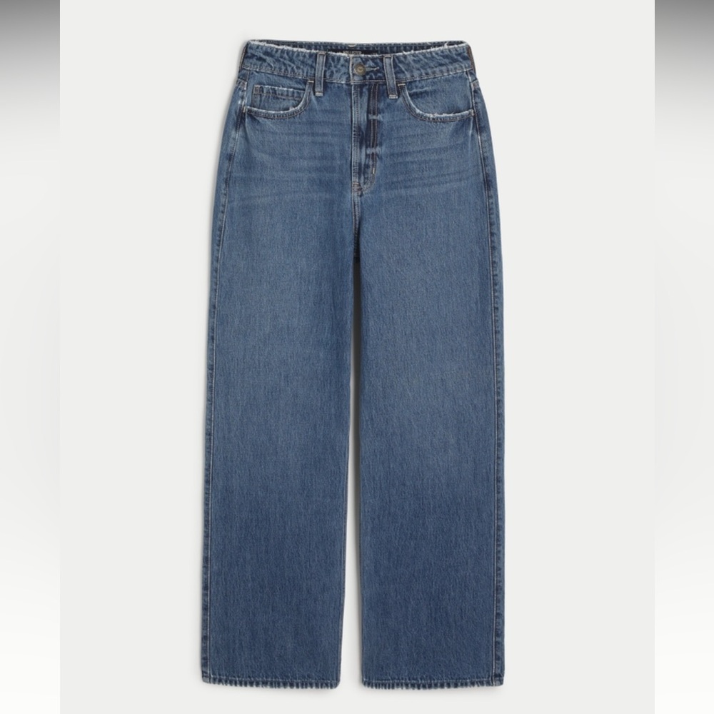 Curvy Ultra High-Rise Baggy Jeans - Hollister